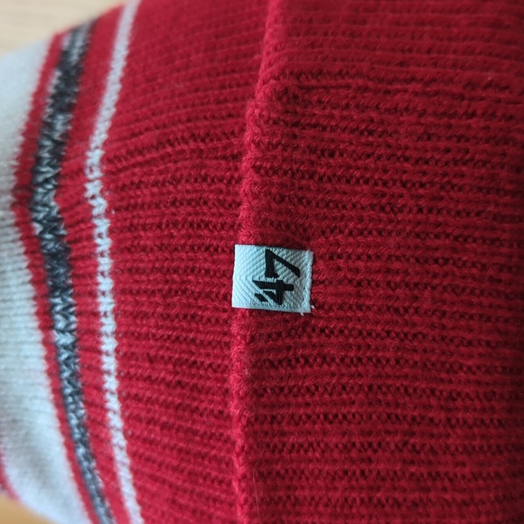 47 Brand. NBA Toronto Raptors. Youth Sized.   Pom Toque. - Picture 4 of 7